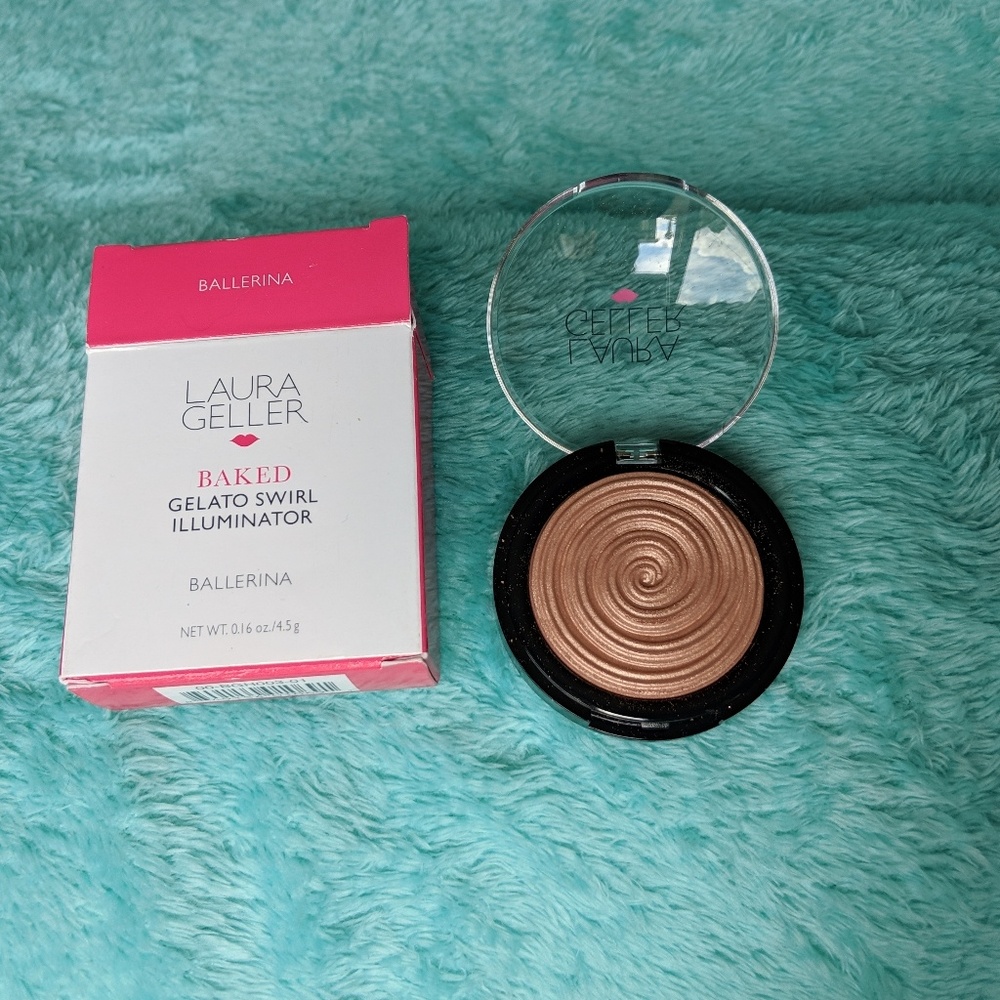 Laura Geller Baked Swirl Highlighter in Ballerina!